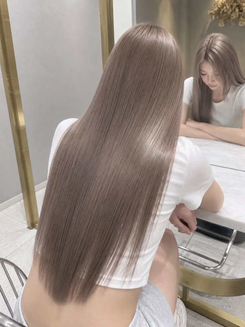 カラー ブリーチ 透明感カラー ハイトーンカラー ヘアカラー トリートメント ヘッドスパ Rio /ハイトーン /艶カラーのヘアスタイル