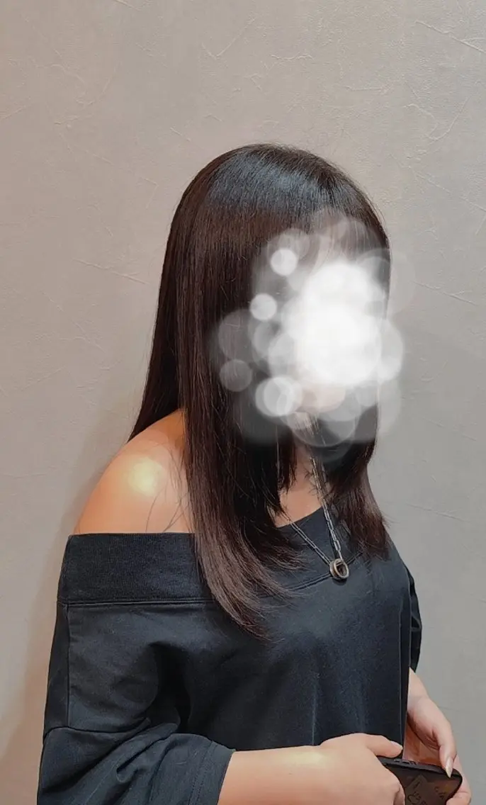 セミロング レイヤーカット カット ヘアカラー カワグチ ケンジのヘアスタイル