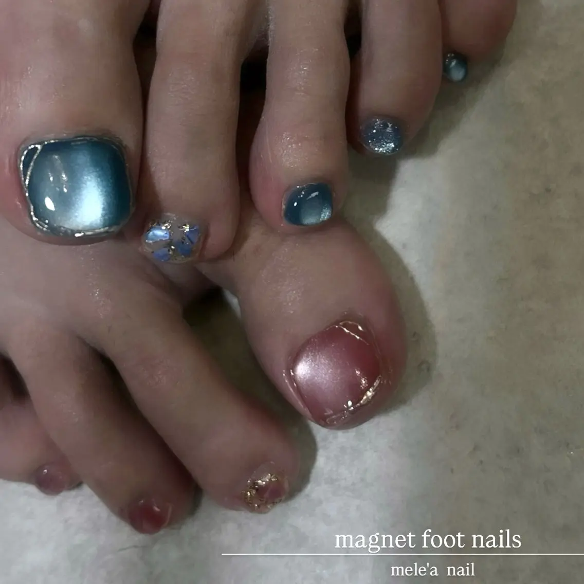 ネイル マグネットネイル フットネイル miho meléanailのネイルデザイン