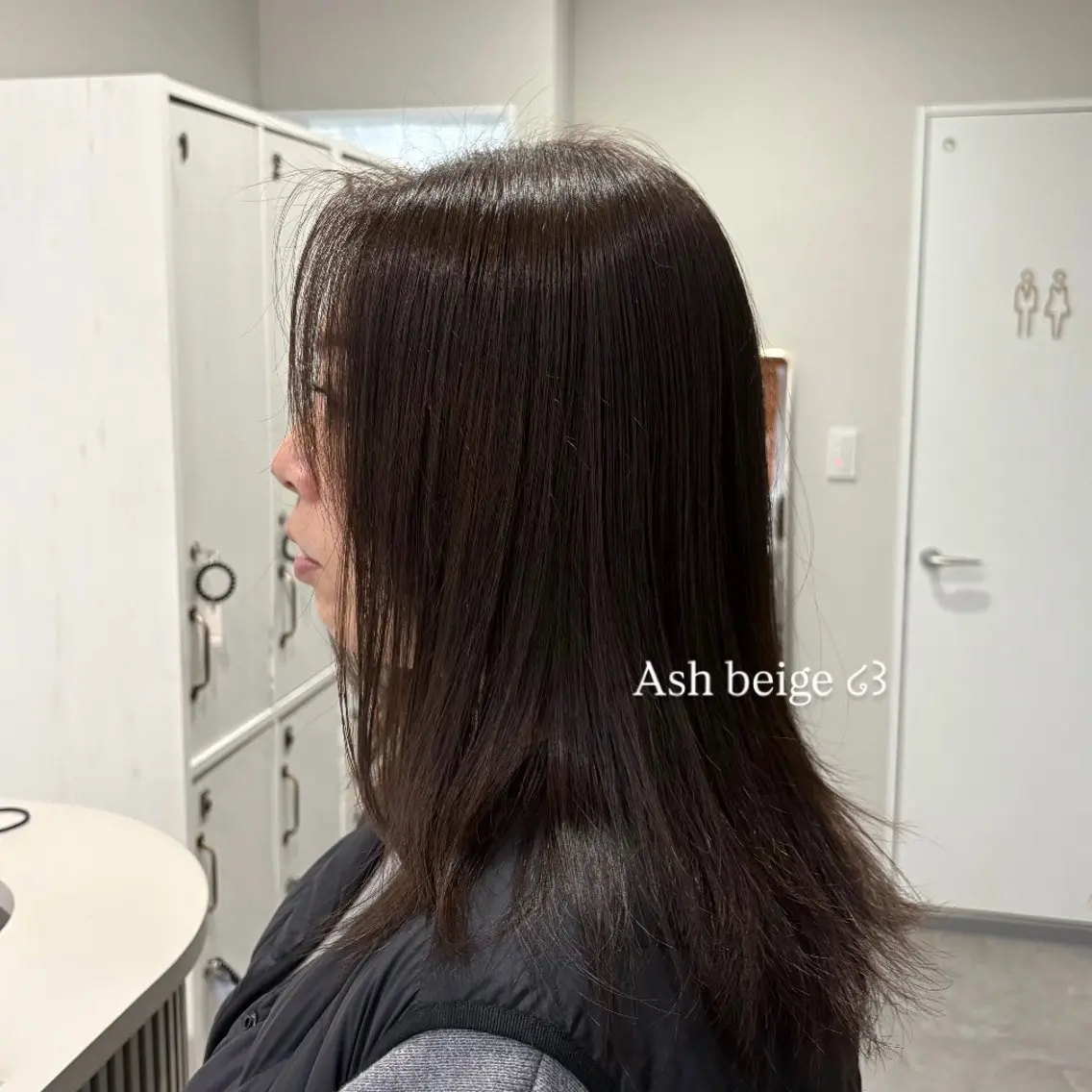 ミディアム カラー アッシュ ベージュカラー 谷口 綾架のヘアスタイル