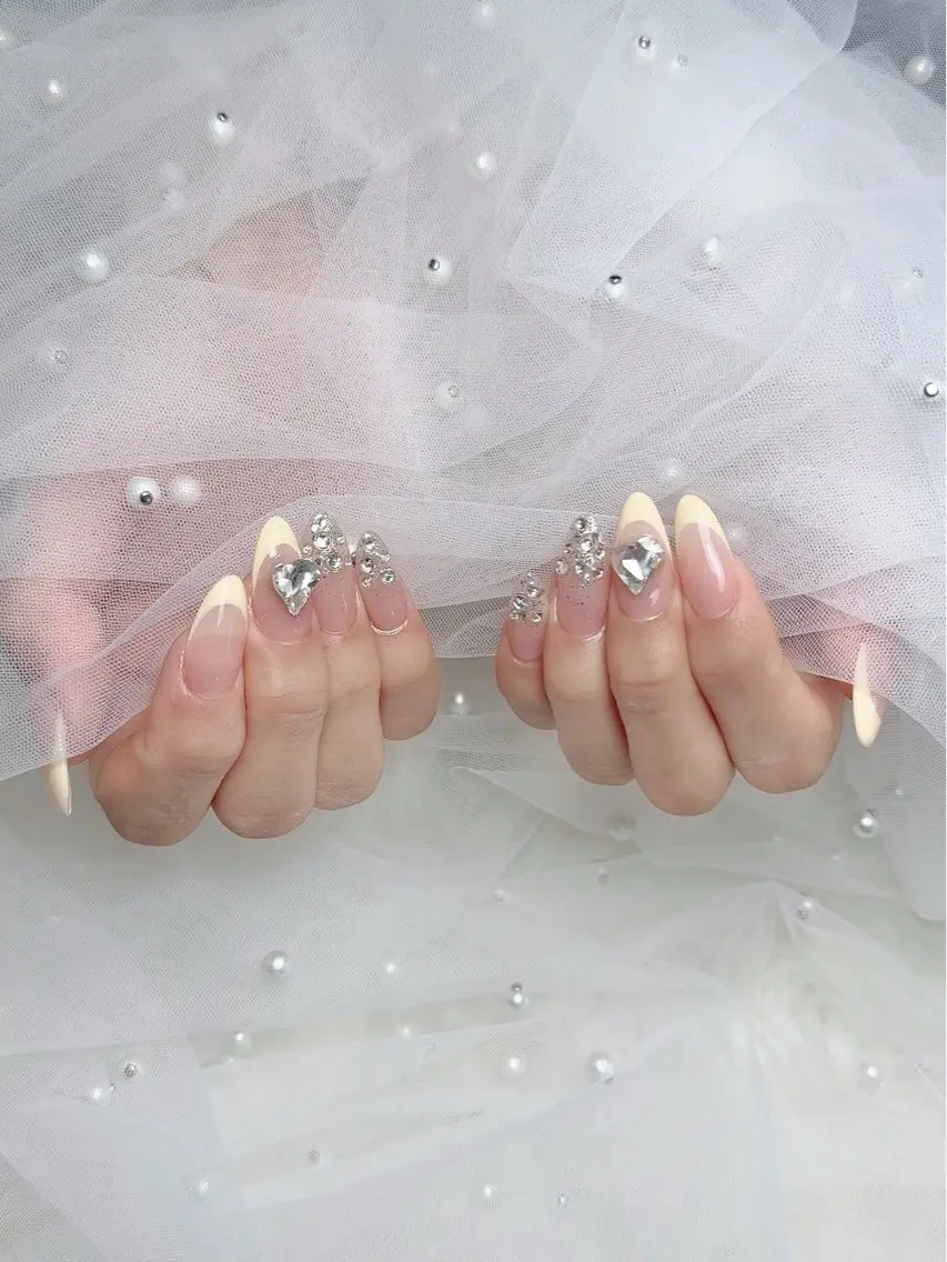 ネイル ハンドネイル ENsalon akiのネイルデザイン