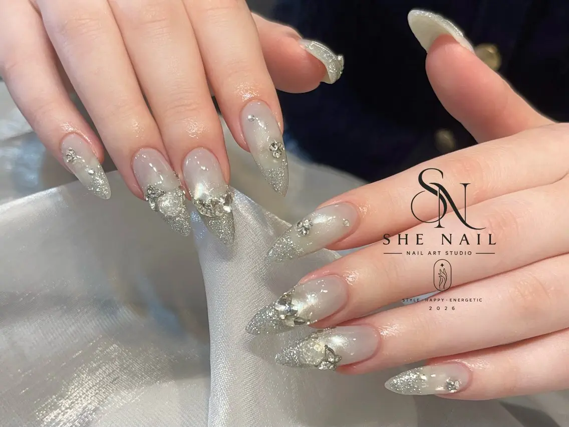 ネイル ハンドネイル 博多 SHE Nailのネイルデザイン