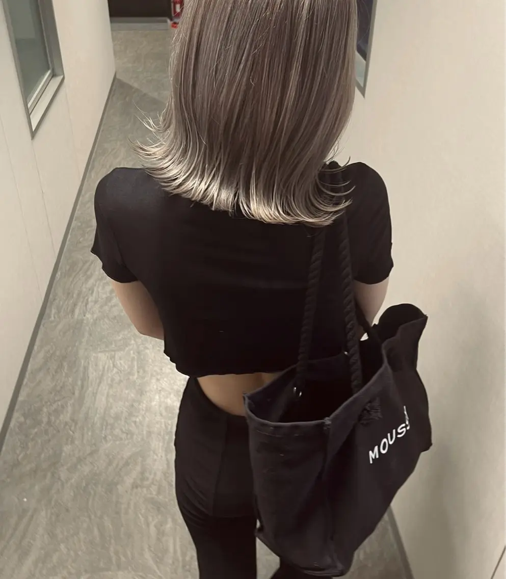 ミディアム カラー ベージュカラー ブリーチ ヘアカラー 松井那津子 /ハイライトブリーチのヘアスタイル
