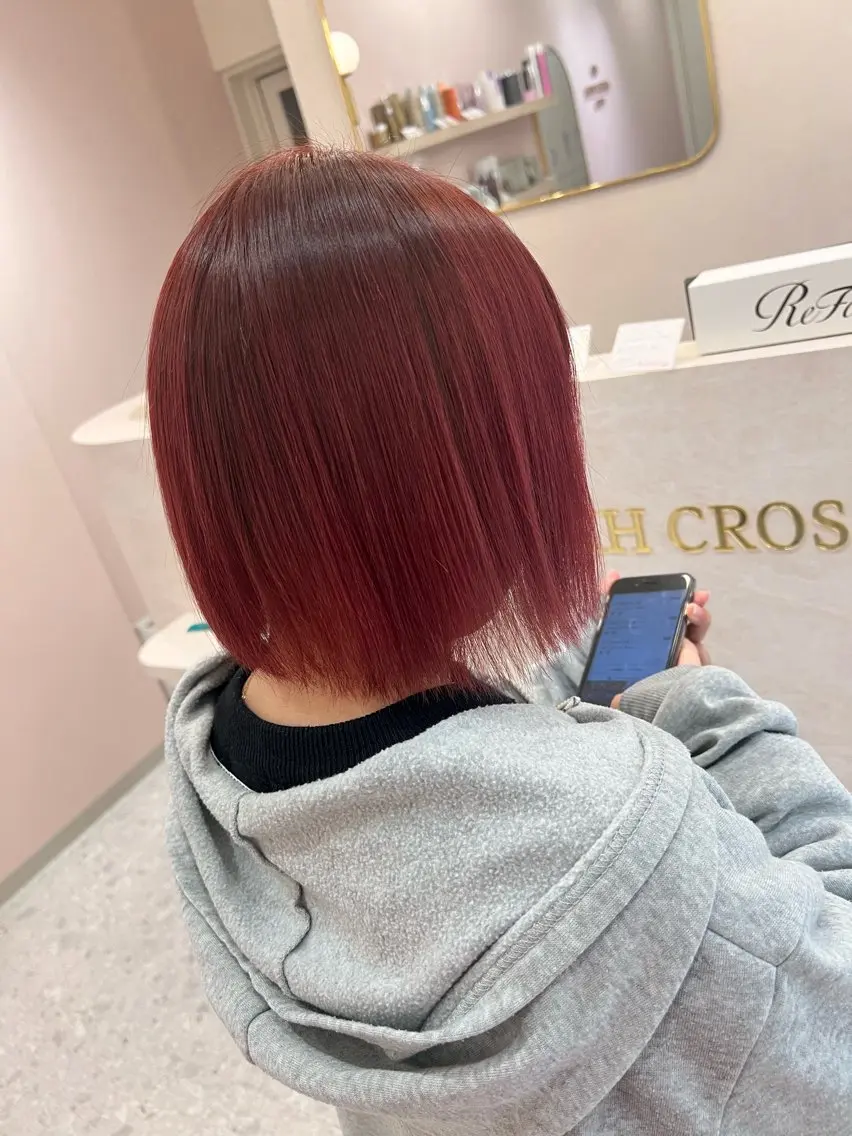 ショート カラー ブリーチ ブリーチなしカラー レッドカラー ヘアカラー 野村 希汐のヘアスタイル