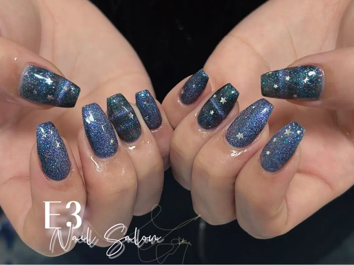 ネイル フレンチネイル ジェルネイル ガラスフレンチ グラデーション キラキラネイル ハンドネイル E3 Nail Salonのネイルデザイン