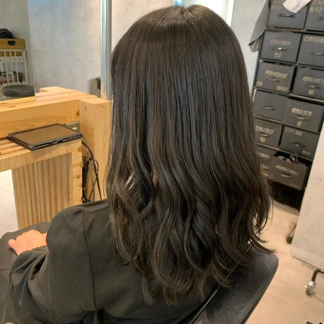 セミロング カラー トリートメント ヘアカラー トリートメント ノグチ ナツコのヘアスタイル