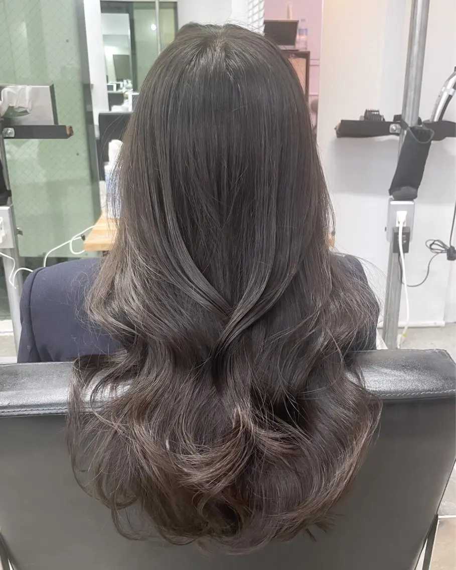セミロング 髪質改善 レイヤーカット 似合わせカット トリートメント カット ヘアカラー トリートメント 【愛され小顔カット】 YOSHIKIのヘアスタイル