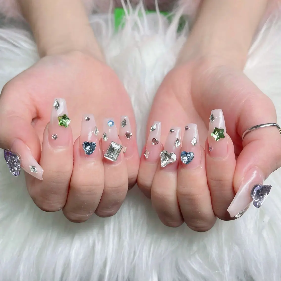 ネイル フットネイル フレンチネイル グラデーション 韓国ネイル ロングネイル ハンドネイル Hani Nail Salonのネイルデザイン
