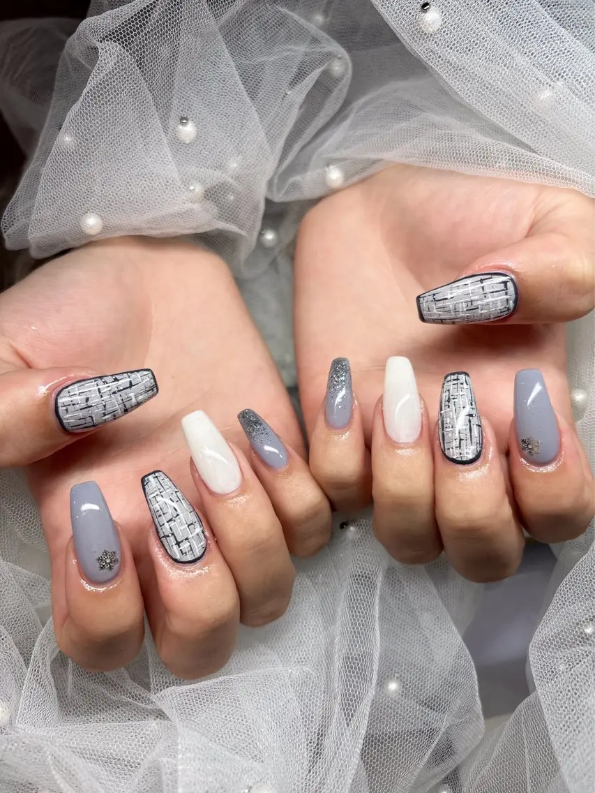 ネイル 冬ネイル happiness nailのネイルデザイン