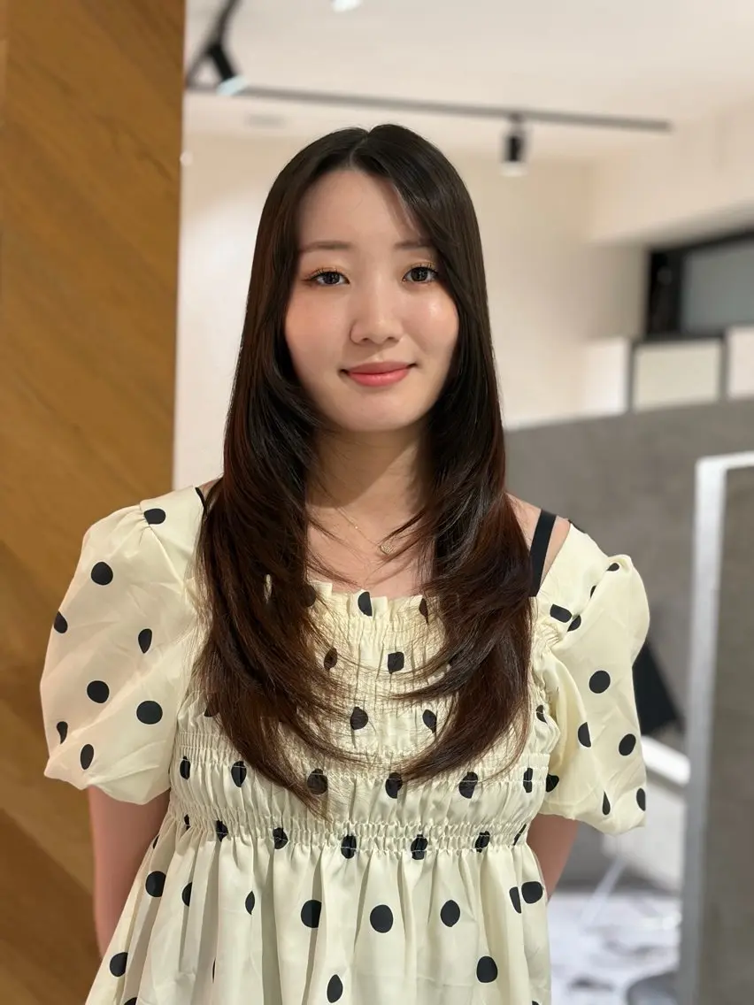 ロング レイヤーカット 似合わせカット 小顔カット カット 縮毛矯正 岡大前ハッシュカット ×髪質改善/松島大己のヘアスタイル