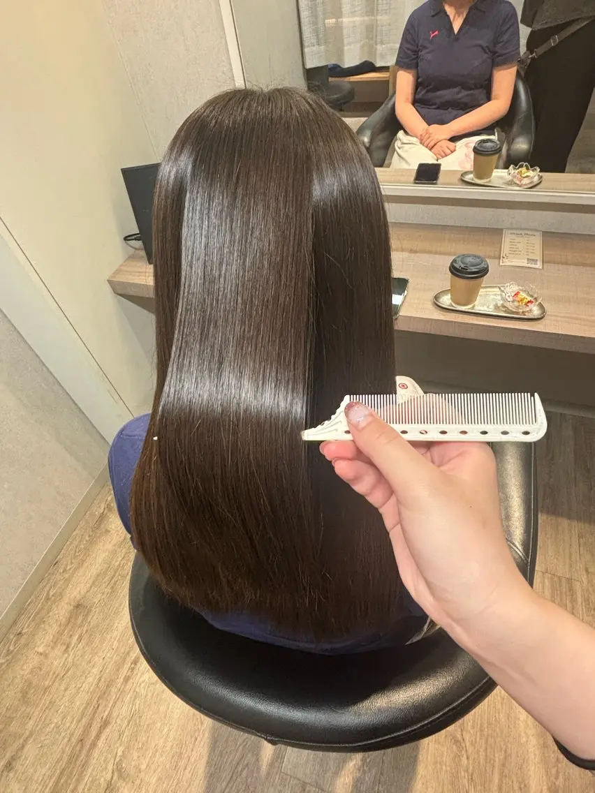 ロング 縮毛矯正 ANDIAMO栄 菜帆のヘアスタイル