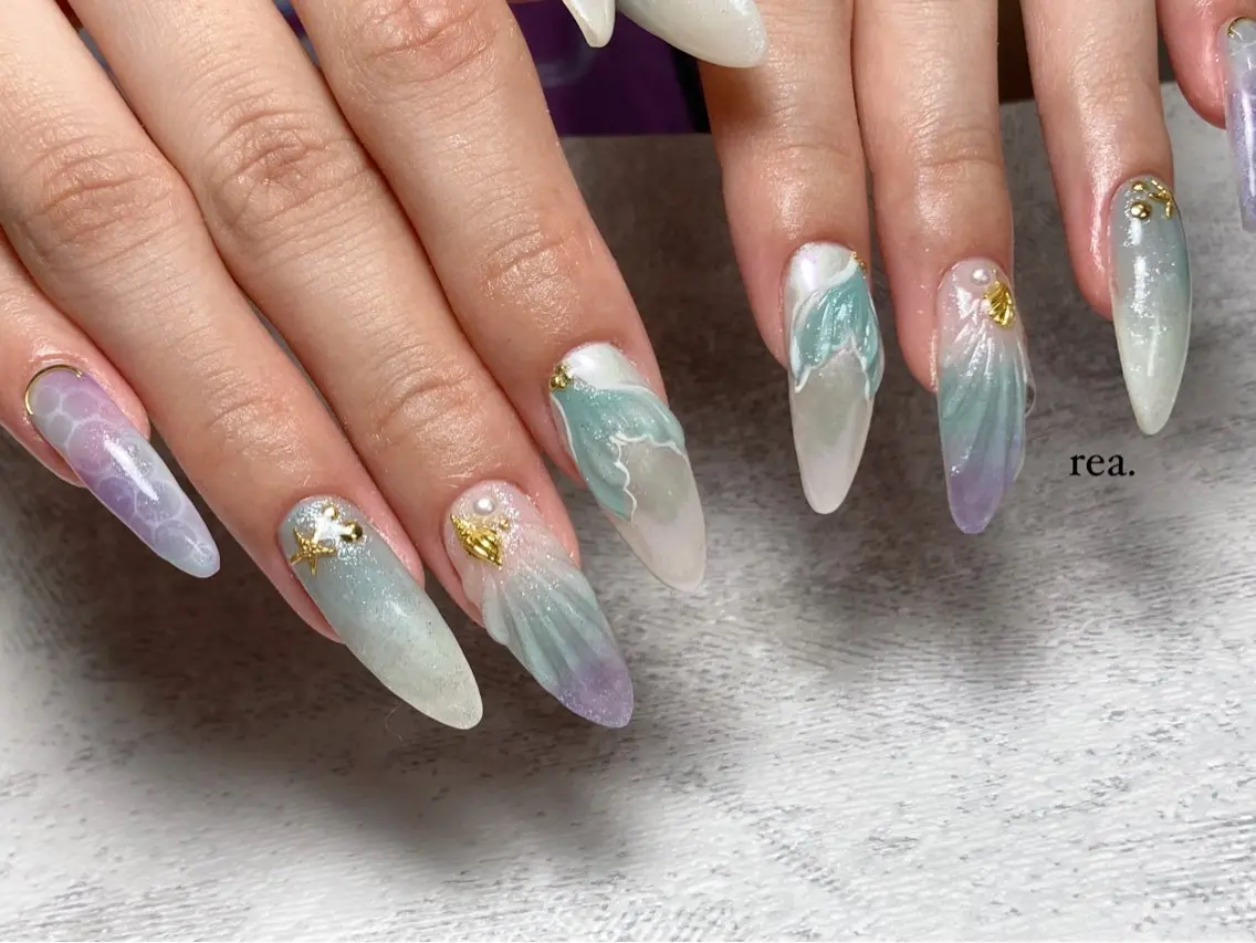 ネイル ハンドネイル フットネイル rea .のネイルデザイン