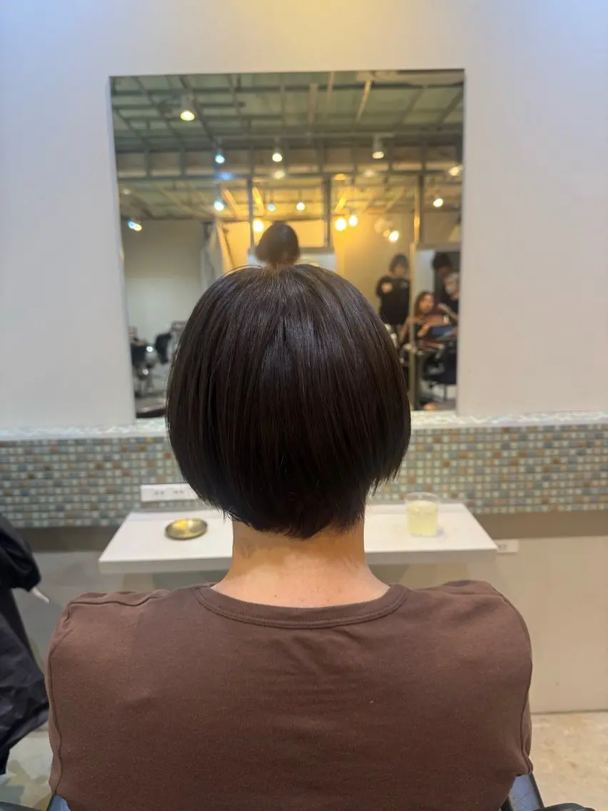 カラー ヘアカラー 櫻木 志穏のヘアスタイル