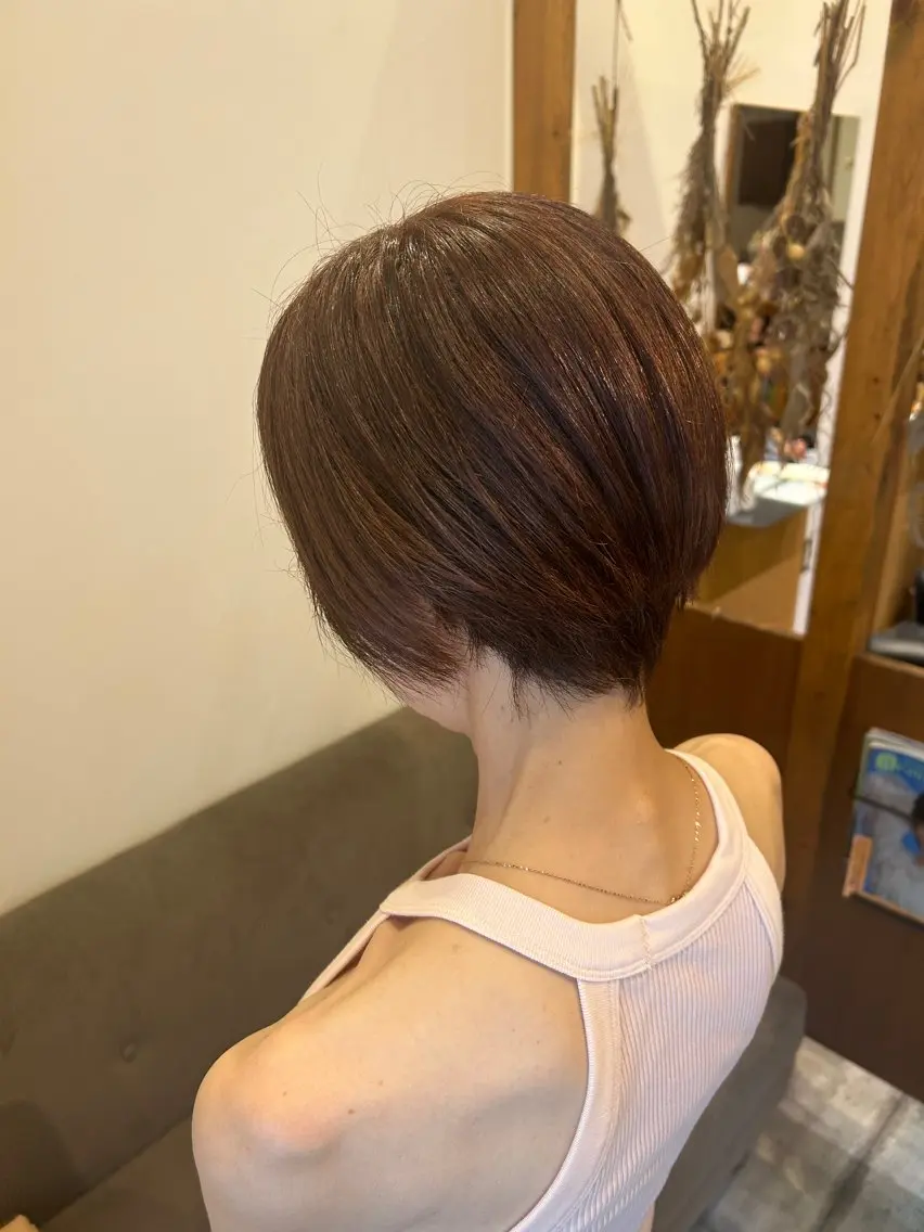 ショート カラー 🤍江坂 ハヤシアヤナ🤍のヘアスタイル