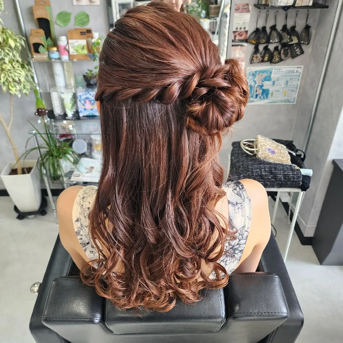 ヘアアレンジ 成人式 卒業式のヘアスタイル ESTELA... OHARA のヘアスタイル