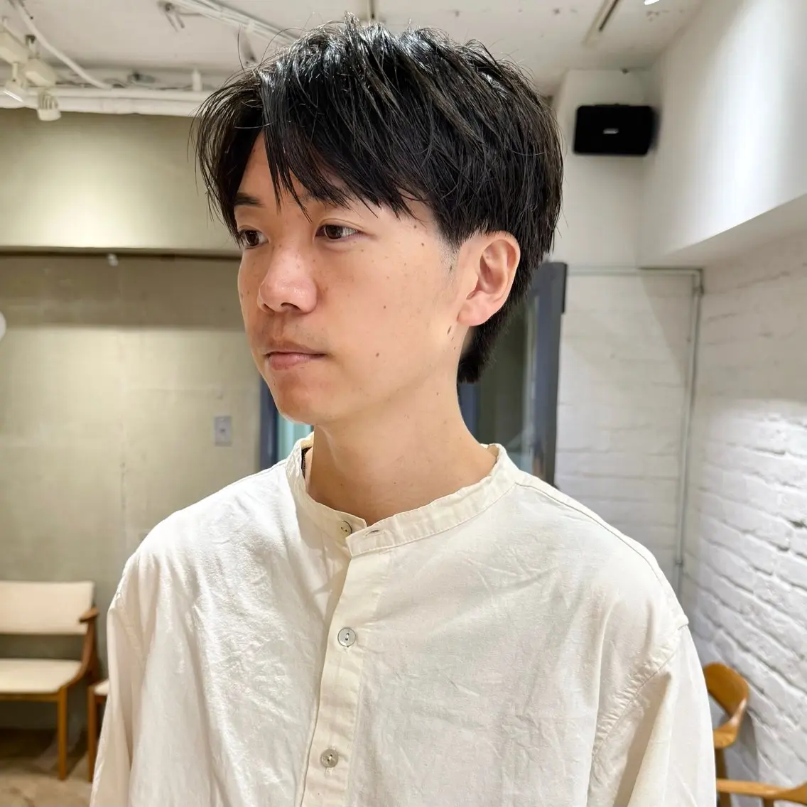ショート メンズ センターパート ダウンパーマ フェザーパーマ メンズパーマ スパイキーショート ニュアンスパーマ 田形清流のヘアスタイル