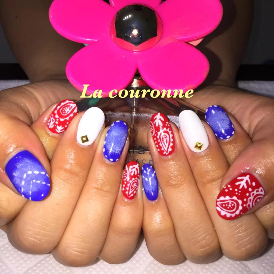 ネイル Lacouronne NATSUMIのネイルデザイン