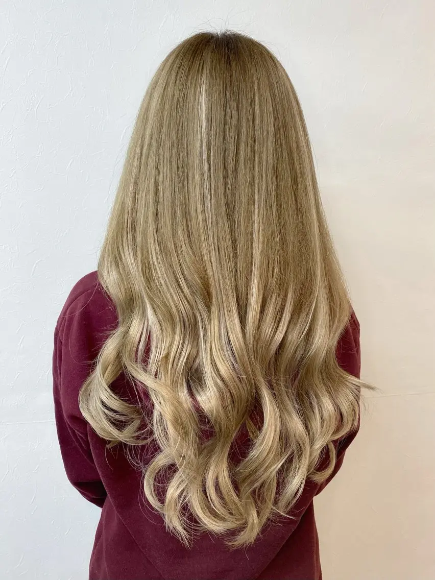 ロング カラー ベージュカラー エクステ ヘアカラー トリートメント エクステ GLOSS 心斎橋 山上のヘアスタイル
