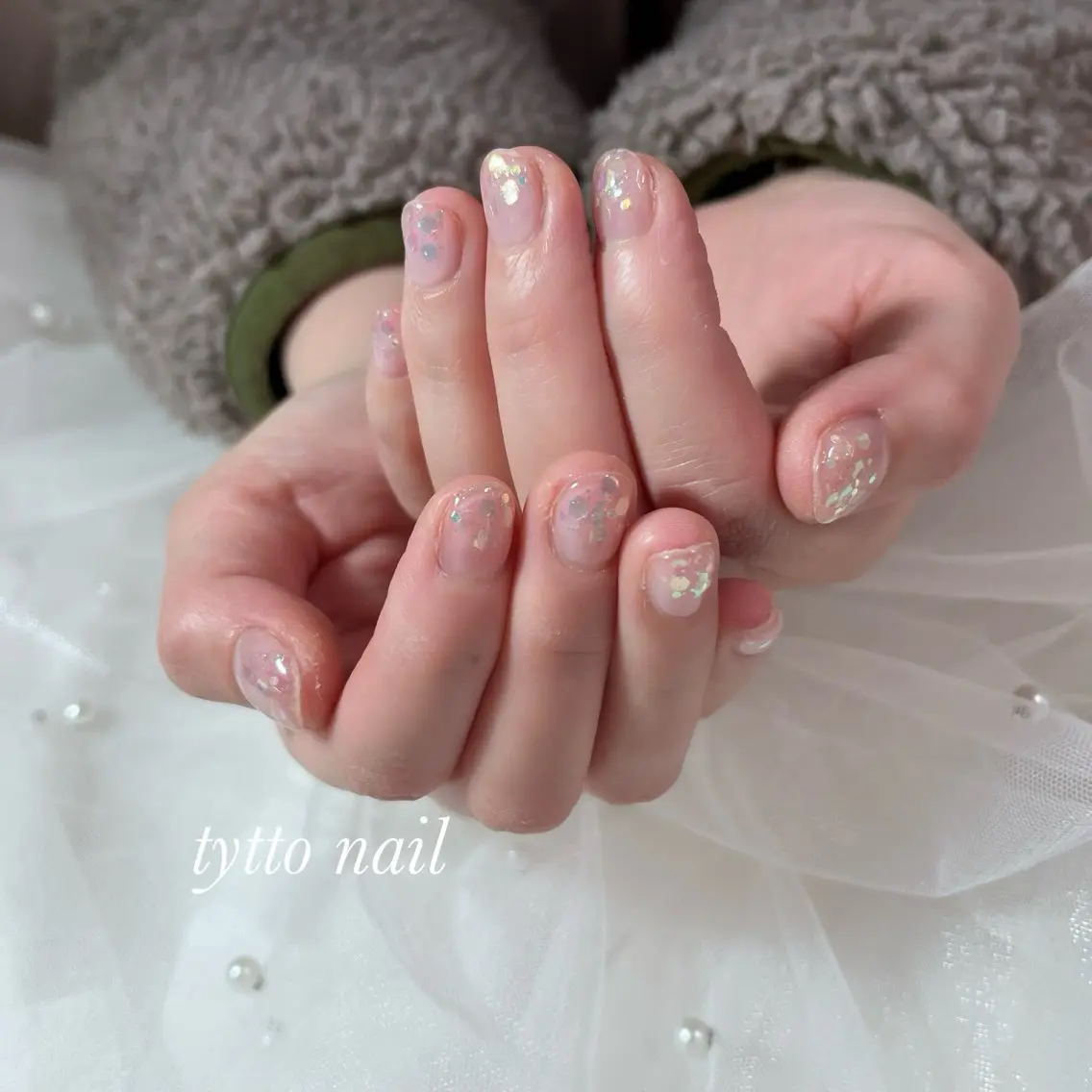 ネイル ホログラムネイル キラキラネイル ラメ(グリッター) オフィスネイル ワンカラーネイル ハンドネイル tytto nail ❤︎eriのネイルデザイン