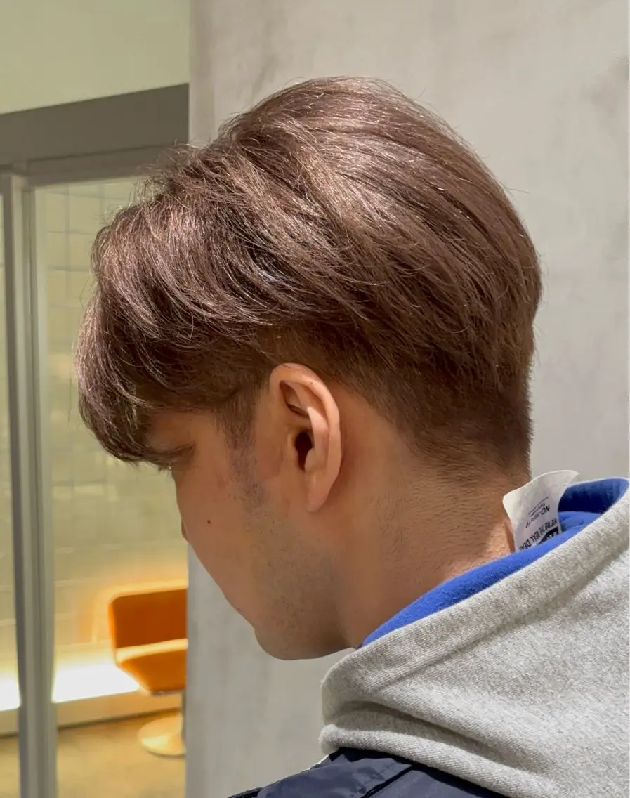 ショート カラー メンズ グレージュ 落ちる黒 森崎雄斗のヘアスタイル