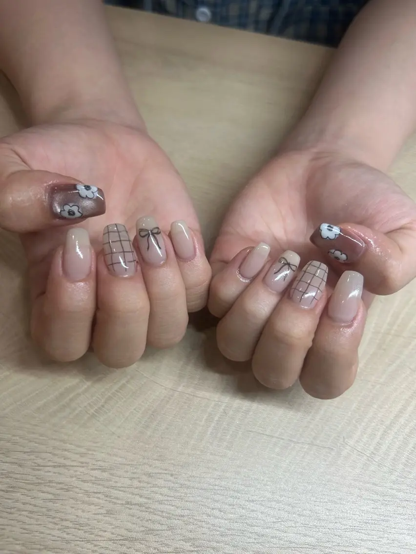 ネイル ハンドネイル 小松 千冬のネイルデザイン