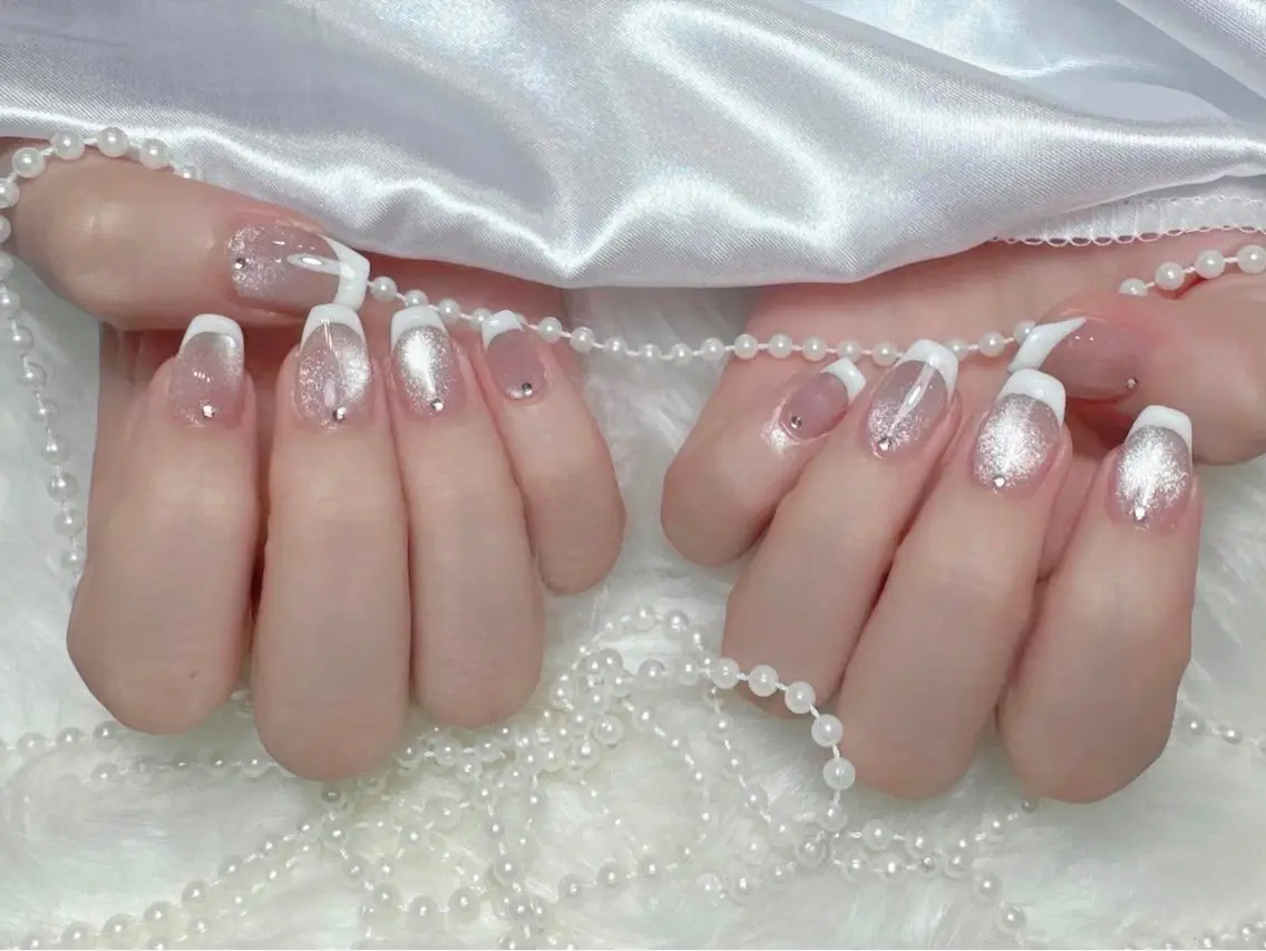 ネイル 長さ出し グラデーション キラキラネイル 韓国ネイル マグネットネイル ハンドネイル Hana Rose Nailのネイルデザイン