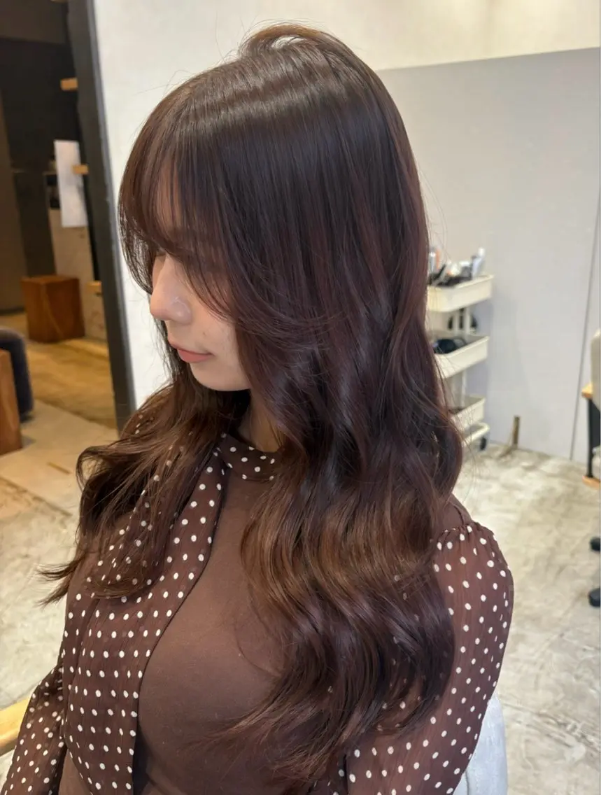 セミロング ヘアカラー 椋 愛穂のヘアスタイル