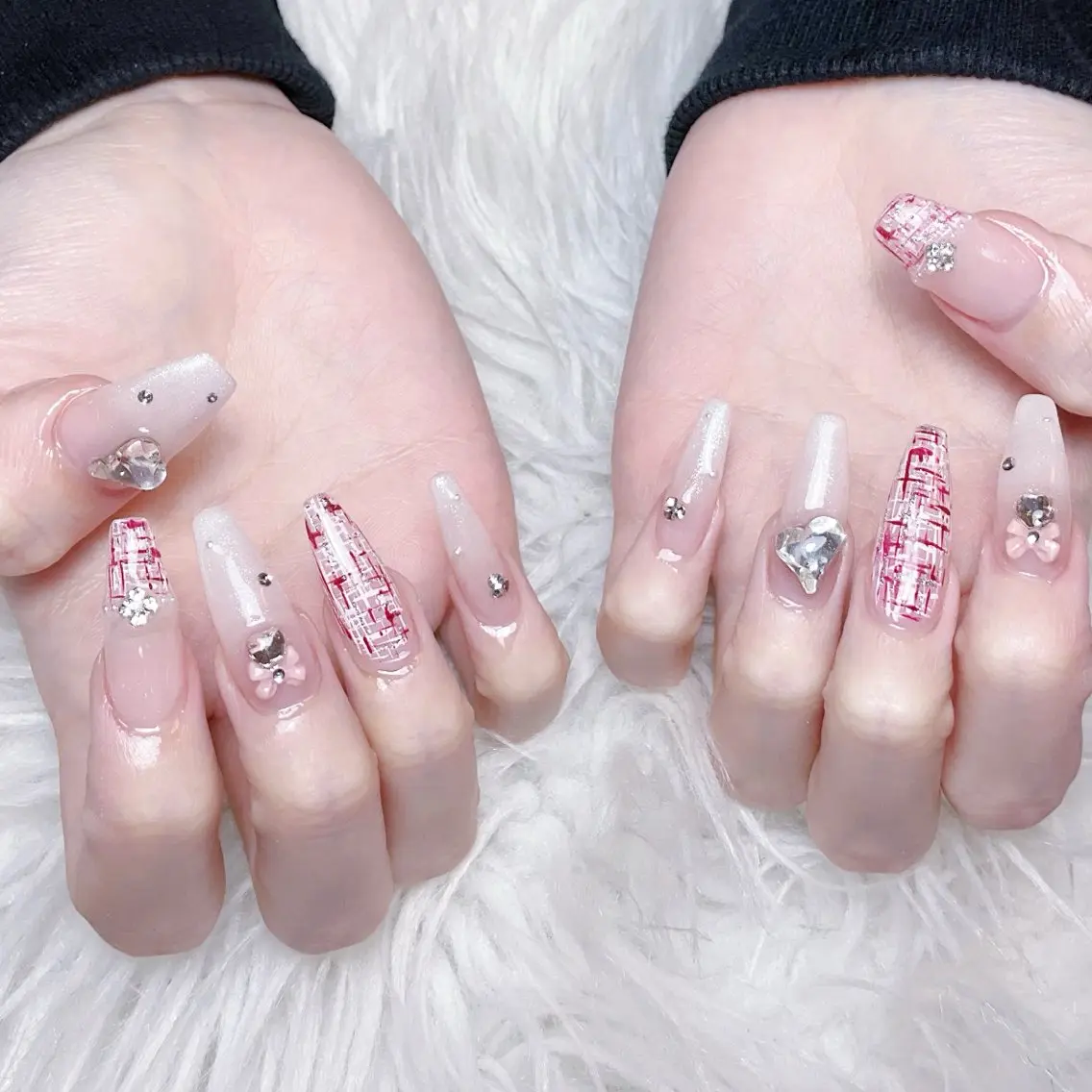 ネイル ハンドネイル 🍭Yun nail hyejin🌸のネイルデザイン