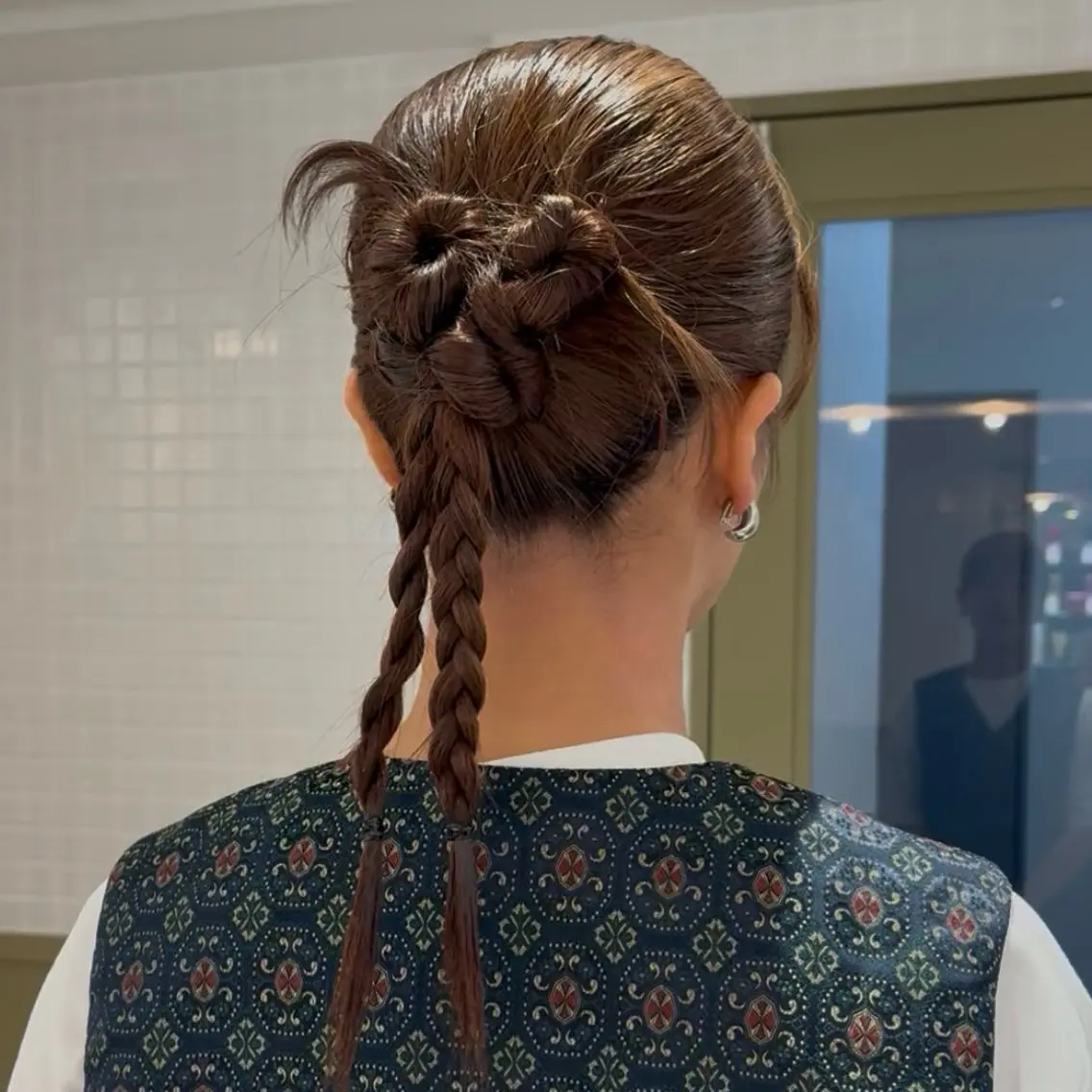 セミロング ヘアアレンジ 韓国風ヘア ヘアセット ☕️NOA / レイヤーカット🍮のヘアスタイル