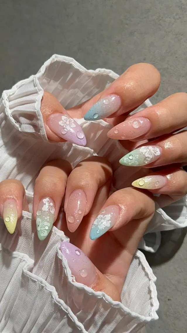 ネイル ハンドネイル I-nailロング /ワンホン/キラキラのネイルデザイン