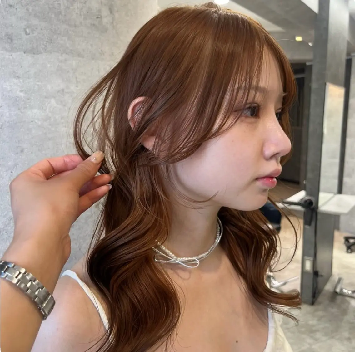 ロング カラー ヘアアレンジ ボブ くびれヘア 顔周りカット 髪質改善 韓国風ヘア 透明感ベージュ/ kotomiのヘアスタイル