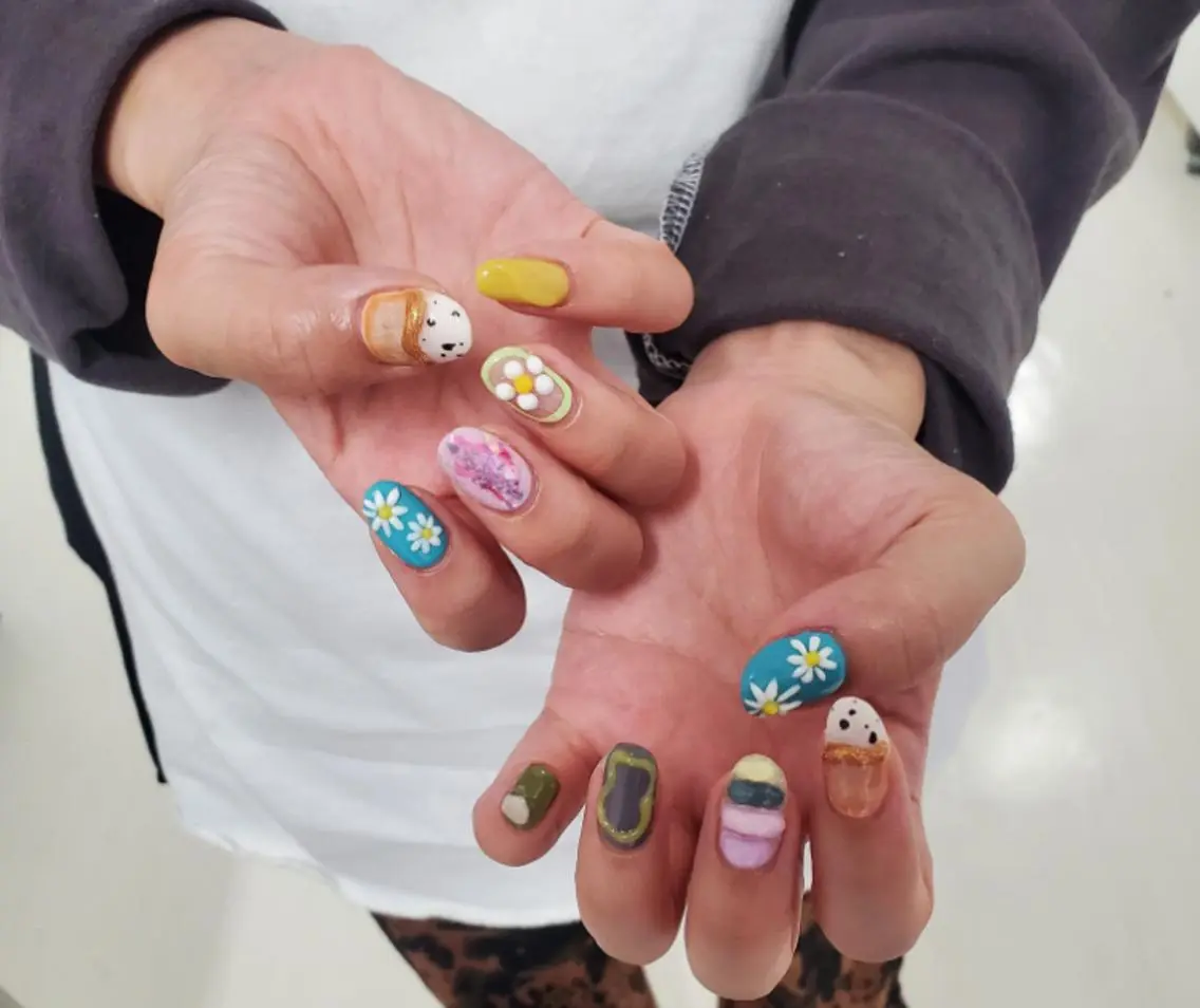 ネイル アートネイル ジェルネイル ニュアンスネイル スカルプネイル nailstudio eviz新宿店のネイルデザイン