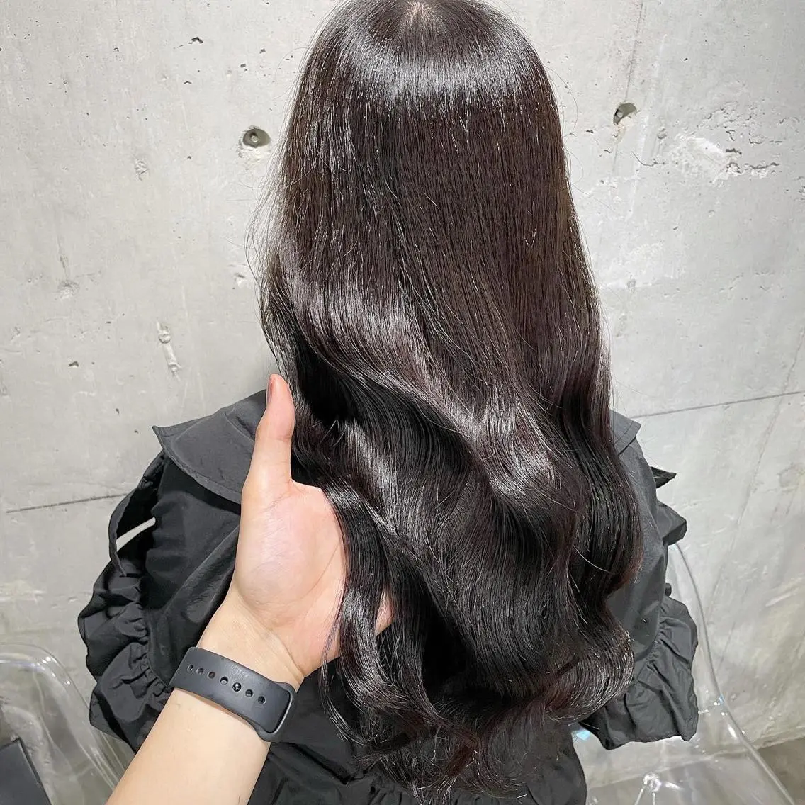 ロング カラー ベージュカラー オリーブベージュ カット ヘアカラー トリートメント ヘッドスパ ヘアセット ベージュカラー💖 やすひろのヘアスタイル