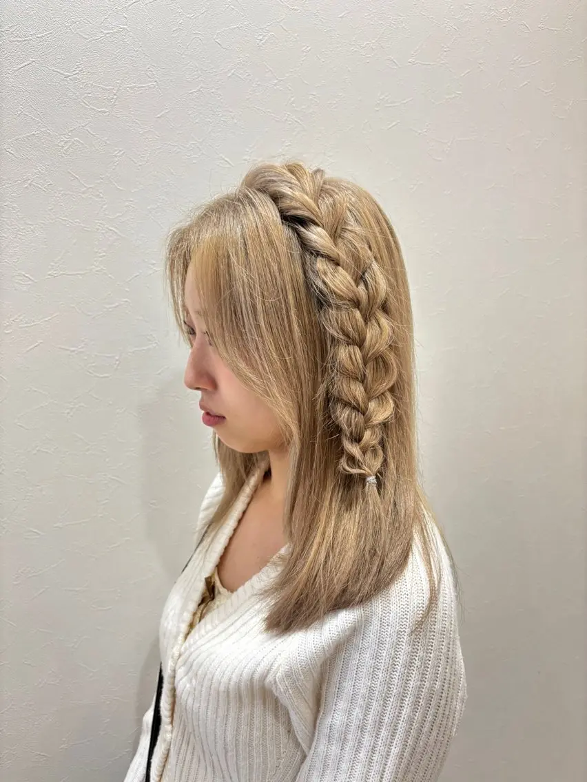 ヘアアレンジ 光武 歩乃果のヘアスタイル