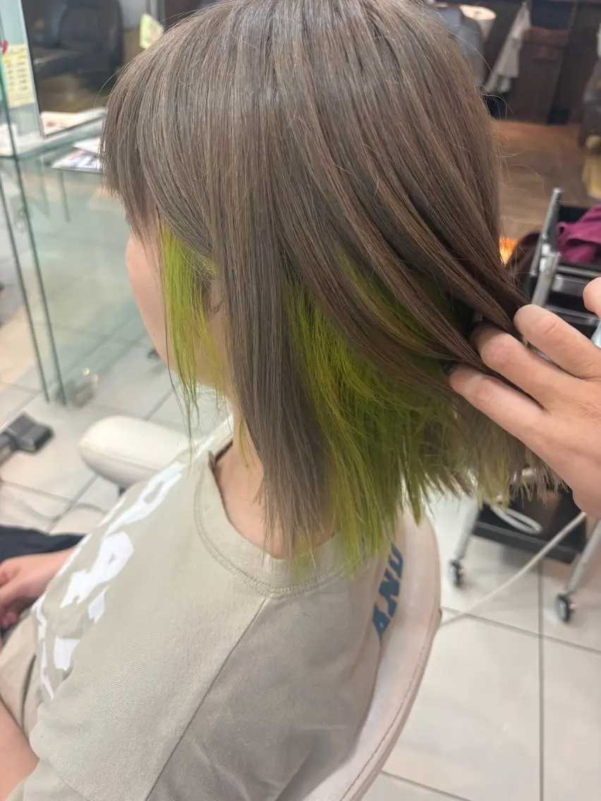 セミロング 横須賀中央人気カラー /くるみ🎀‎🤍のヘアスタイル
