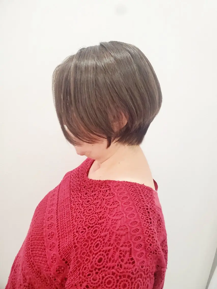 ショート カラー カット ヘアカラー トリートメント ヘッドスパ 齋藤 愛美のヘアスタイル
