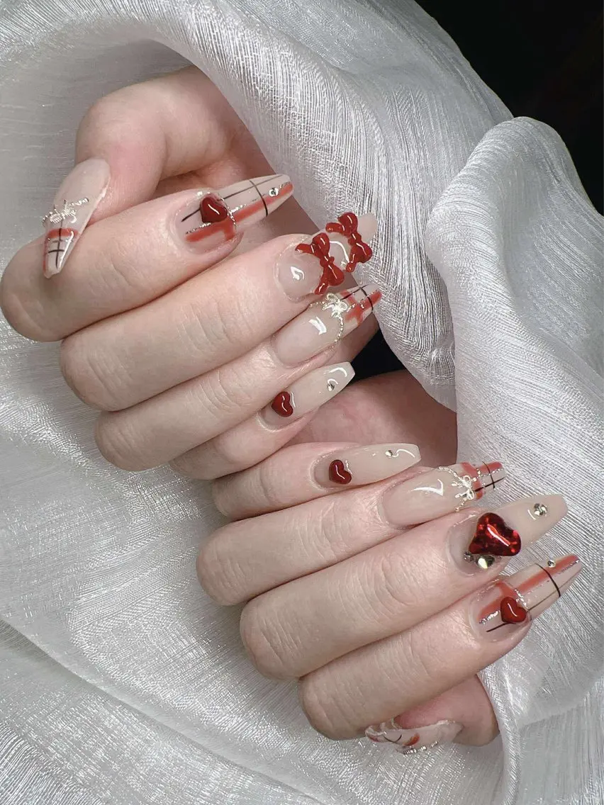 ネイル 長さ出し グラデーション 卒業式 キラキラネイル マグネットネイル ハンドネイル Lee Nailsのネイルデザイン
