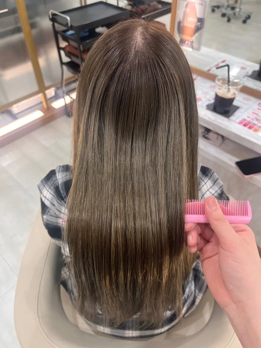 ロング カラー ヘアカラー トリートメント 縮毛矯正🫧/ 武笠 友香🤍のヘアスタイル