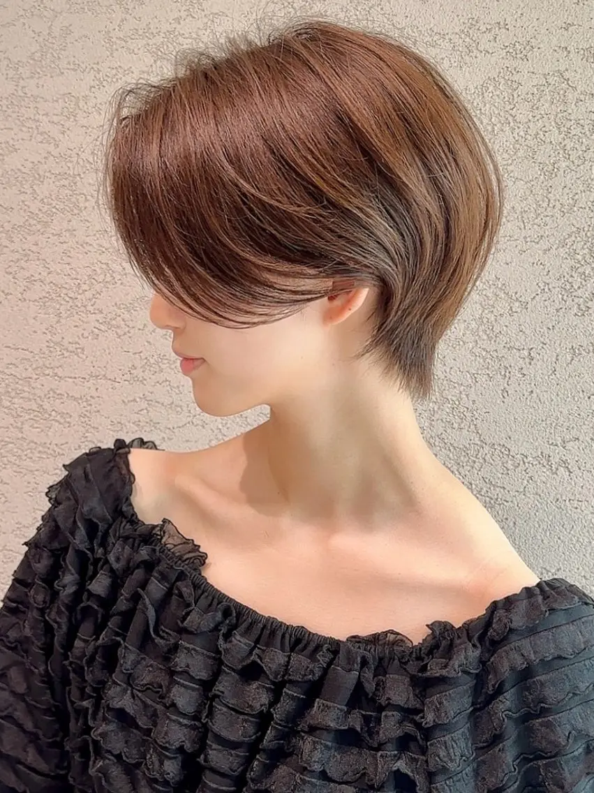 ショート カラー カット 縮毛矯正✨🫧 レイヤー川村利幸のヘアスタイル