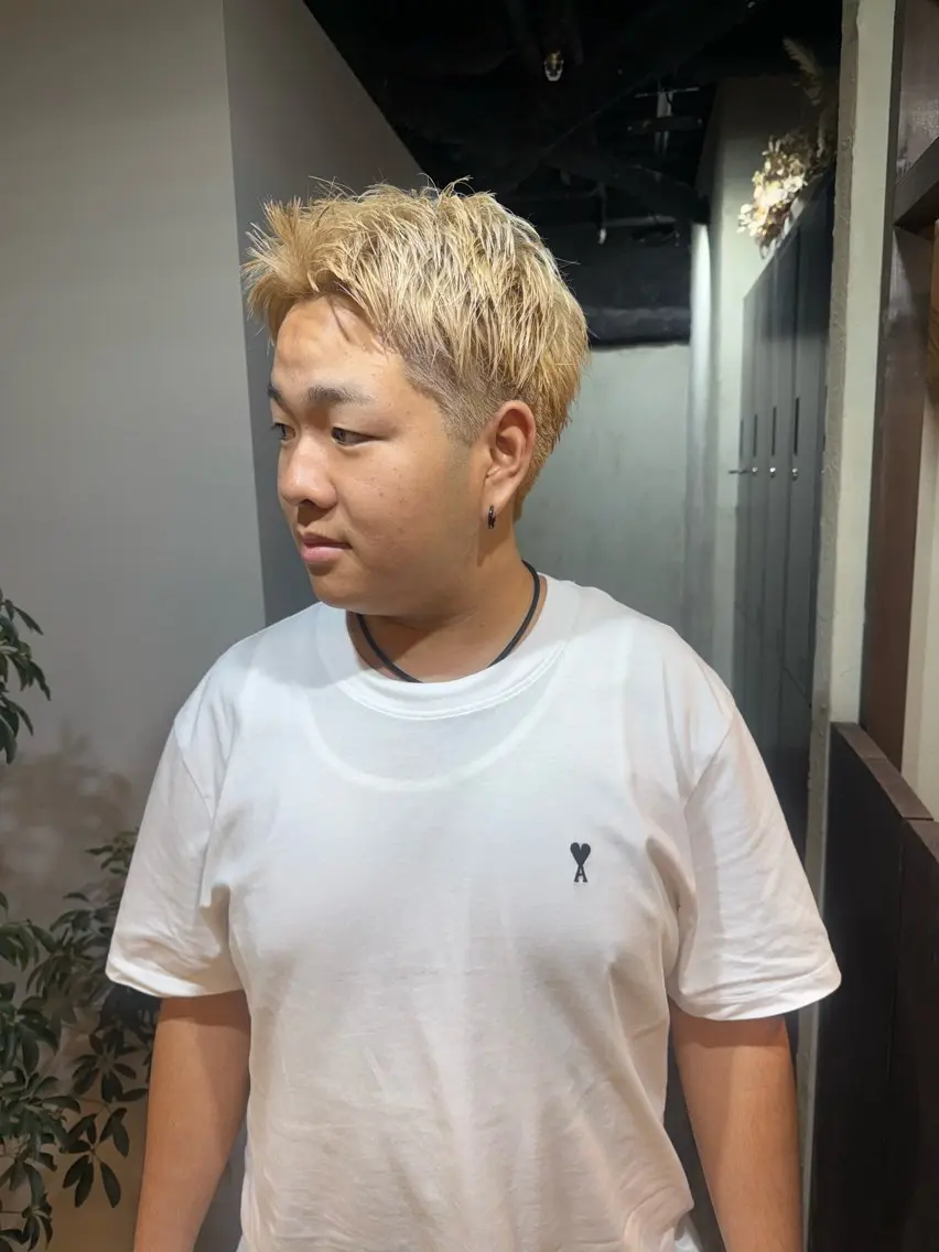 カラー メンズ メンズブリーチ ベージュカラー ブリーチ ホワイトベージュ カット ヘアカラー メンズ特化美容師/栄 /本間さつきのヘアスタイル