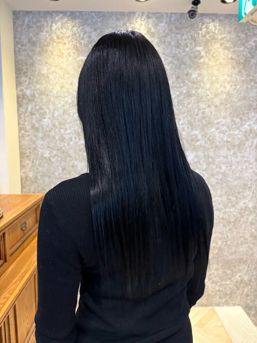 ロング カラー アベ ミスズのヘアスタイル