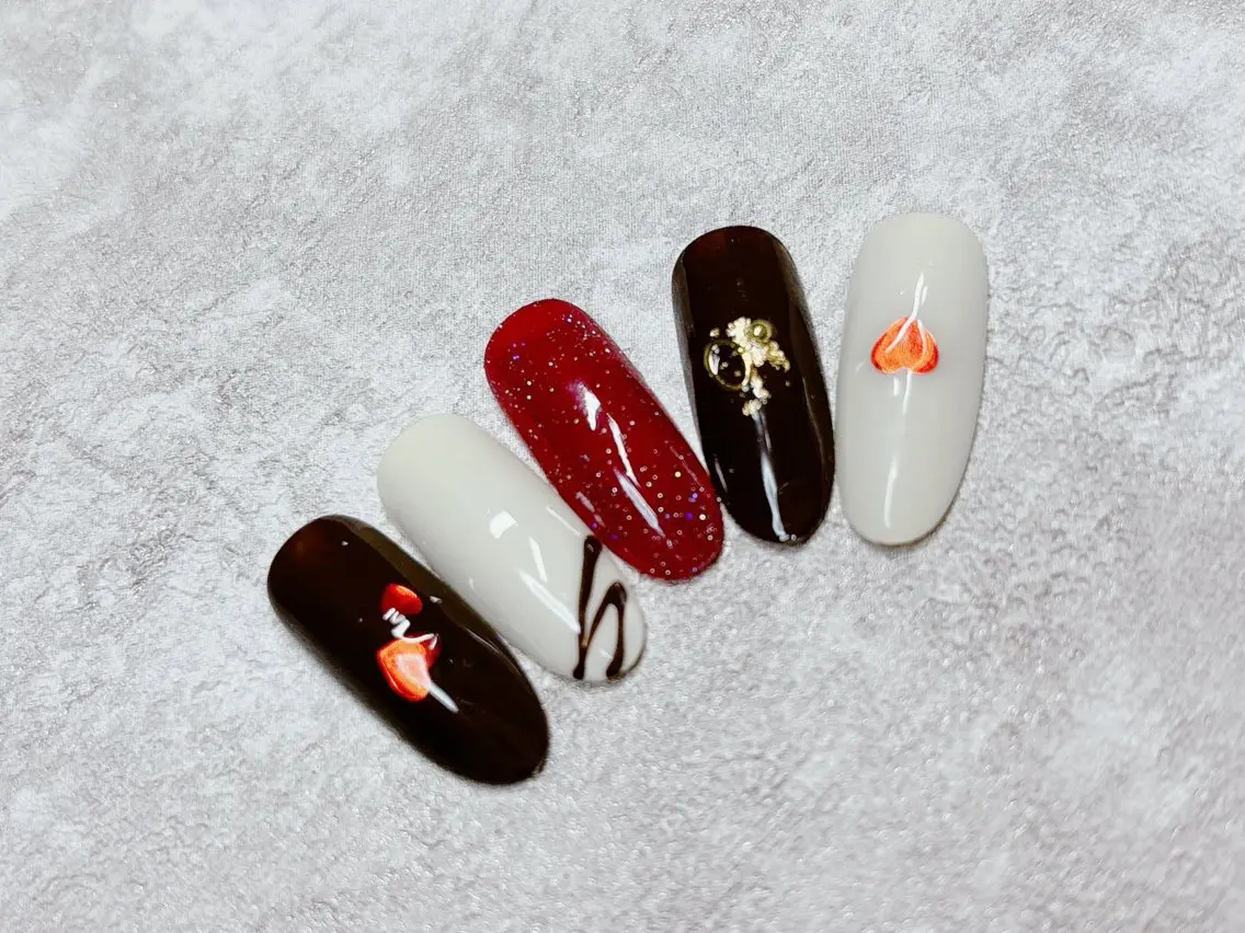 ネイル バレンタイン Nail •Head スパFortunaのネイルデザイン
