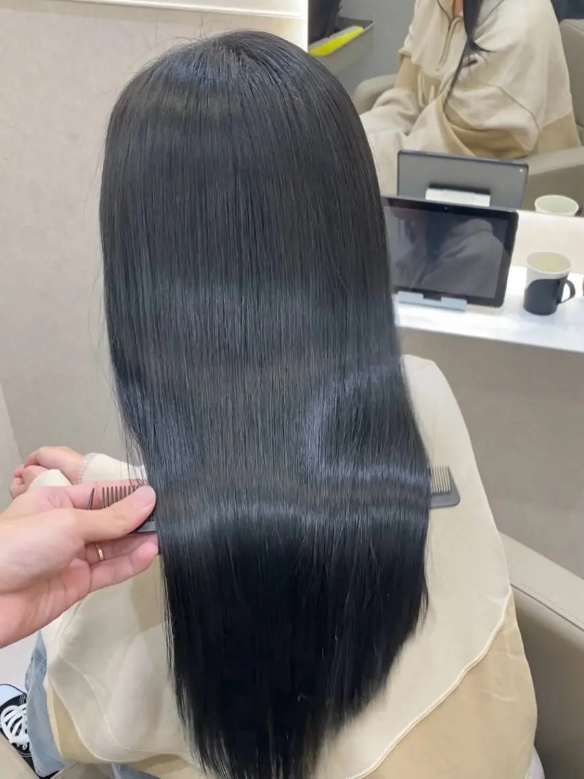 カラー カット ヘアカラー トリートメント 韓国🇰🇷レイヤー 似合わせ顔まわりのヘアスタイル