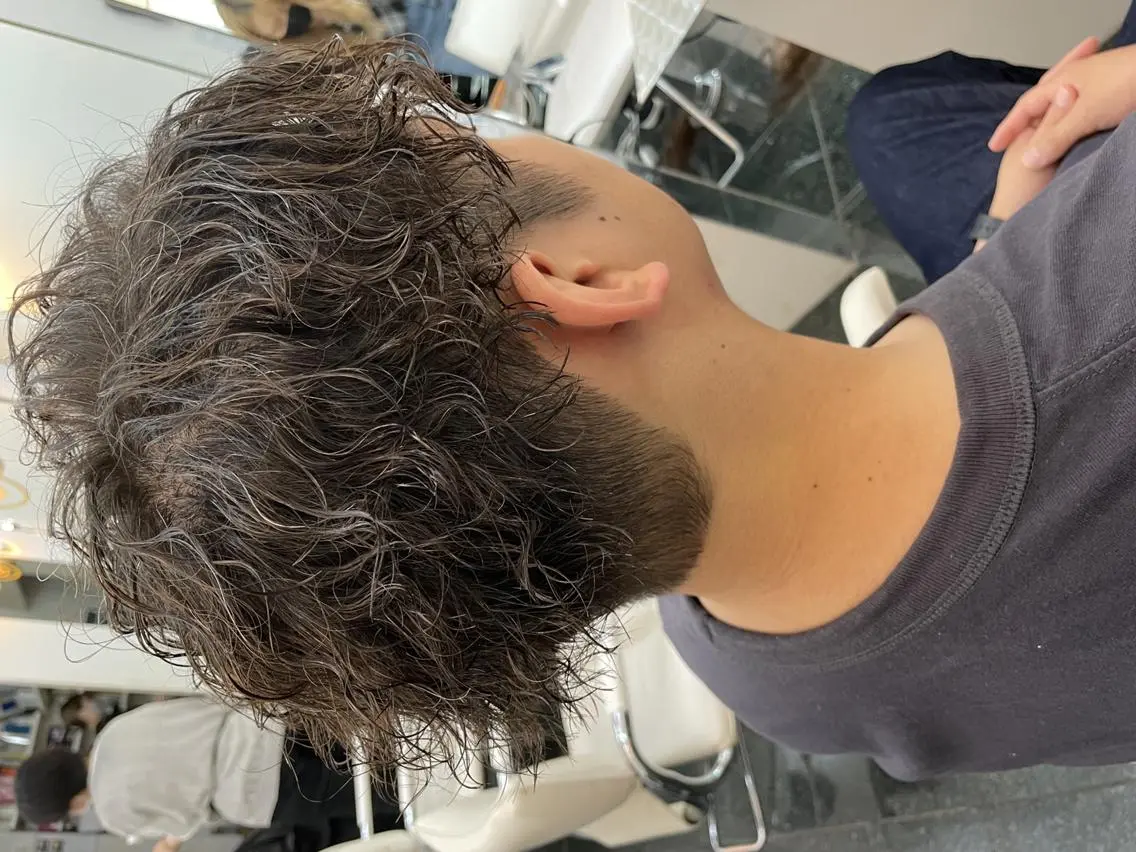ショート パーマ メンズ カット パーマ 💇🏻‍♂️パーマ ニキ✨本田龍斗のヘアスタイル