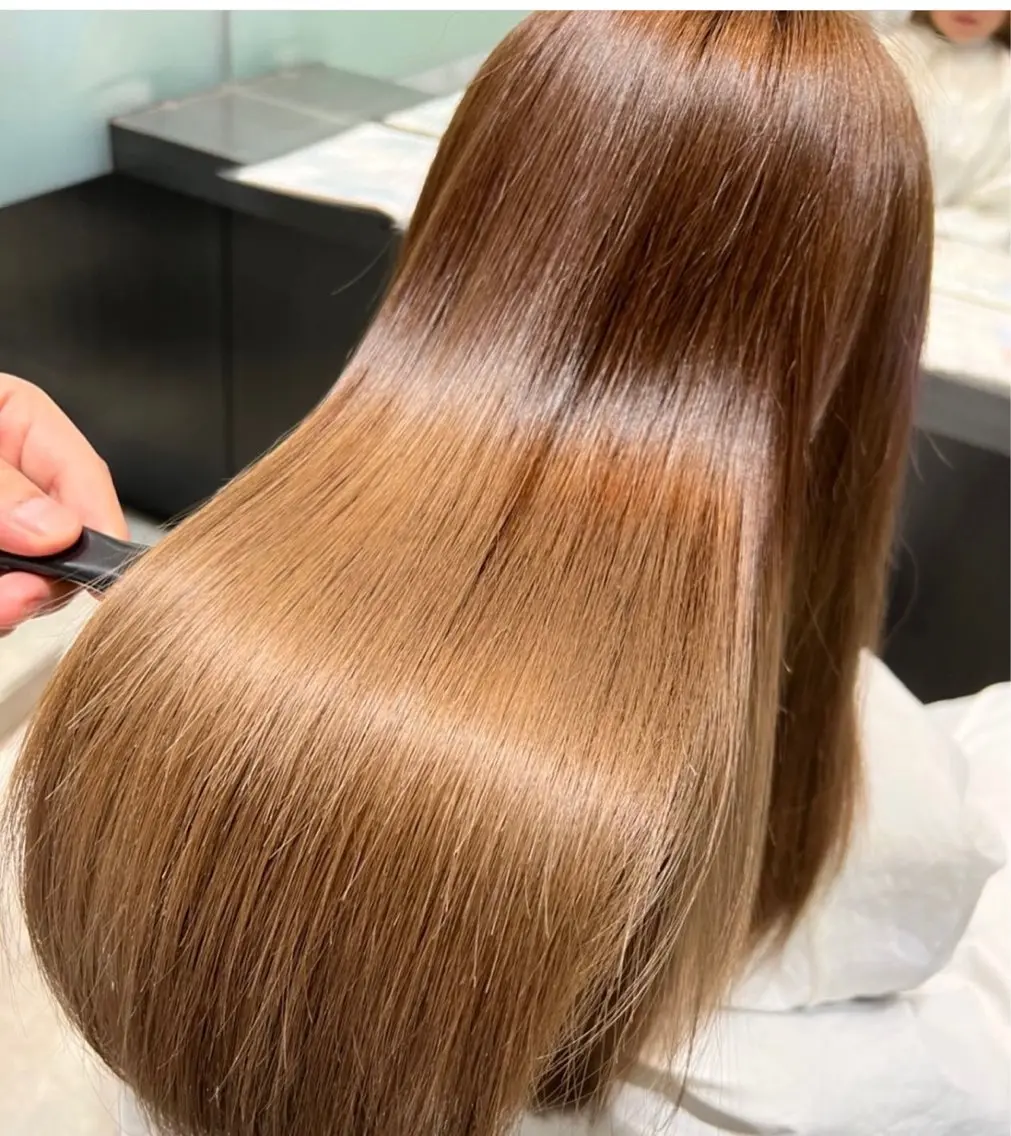 カラー 髪質改善 林 美月のヘアスタイル