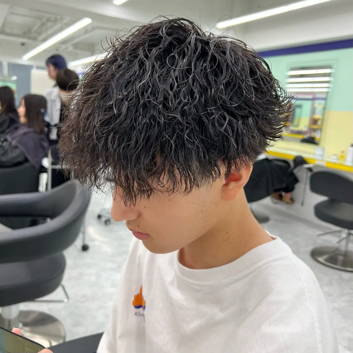 ショート パーマ メンズ *モデル募集🤍横浜 透明感カラー🫧のヘアスタイル