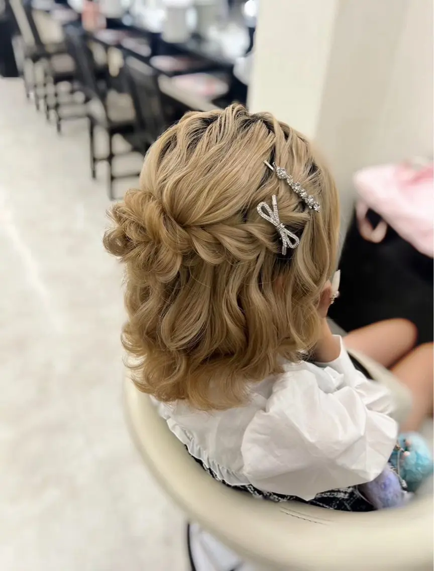セミロング ベルグローヘアセット 🤍まりこのヘアスタイル