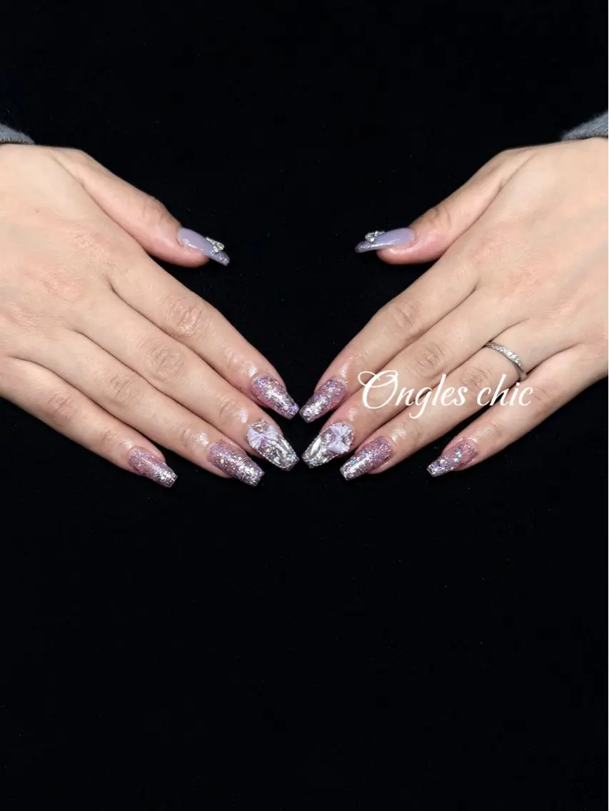 ネイル ハンドネイル ongles chicのネイルデザイン