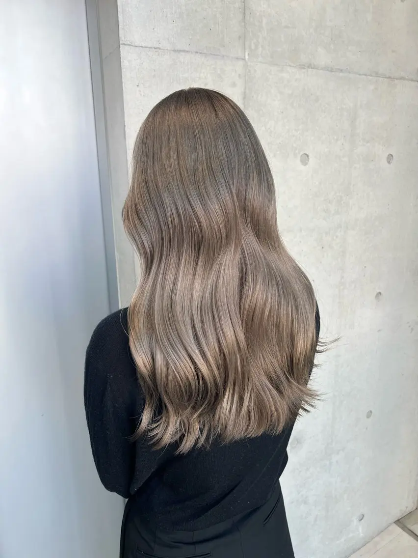 ロング カラー カット ヘアカラー トリートメント 赤みゼロ/透明感 カラー🌿KANTAのヘアスタイル