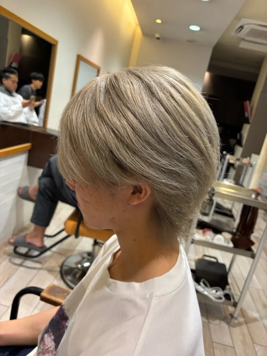 ミディアム カラー メンズ カット ヘアカラー おもだか がく /横須賀中央のヘアスタイル